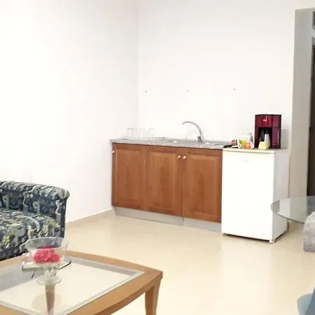 Stylish River Flat, Near The Center And The Beach 아파트